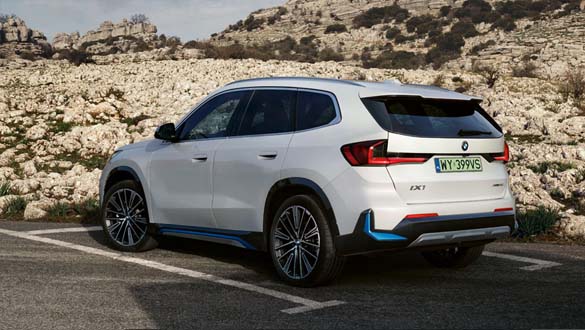 Asystent parkowania.